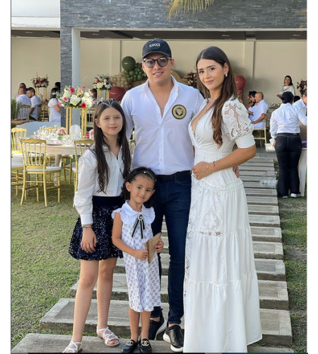 Yeison Jimenez with his family
