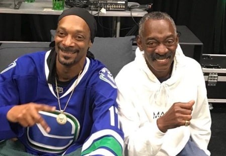 Snoop Dogg with his dad, Vernell