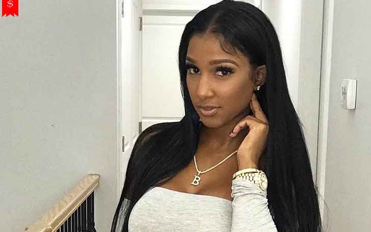 38 Years American Model Bernice Burgos Has Two Daughter; Is She Married or Dating a Boyfriend?